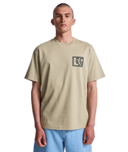 Load image into Gallery viewer, RVCA Face To Face T-shirt Kahki
